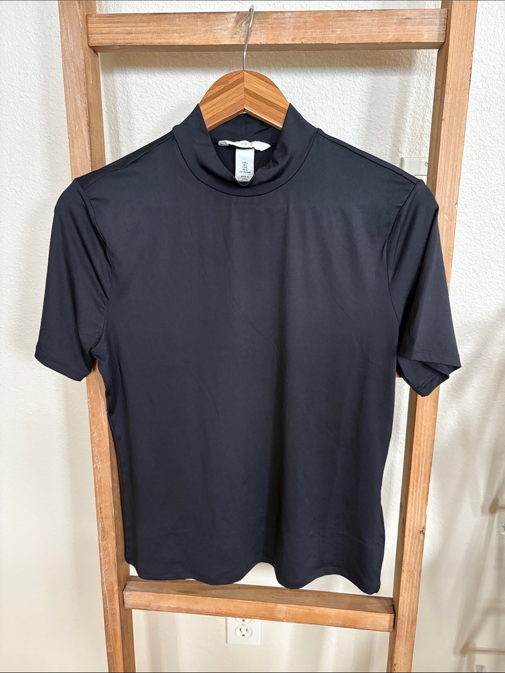 H&M Black Short Sleeve Mock Neck Tee